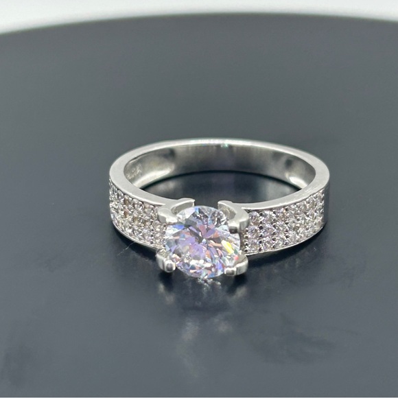 925 Sterling CZ Solitaire With Crystal Accent Size 9 Ring - Picture 1 of 11